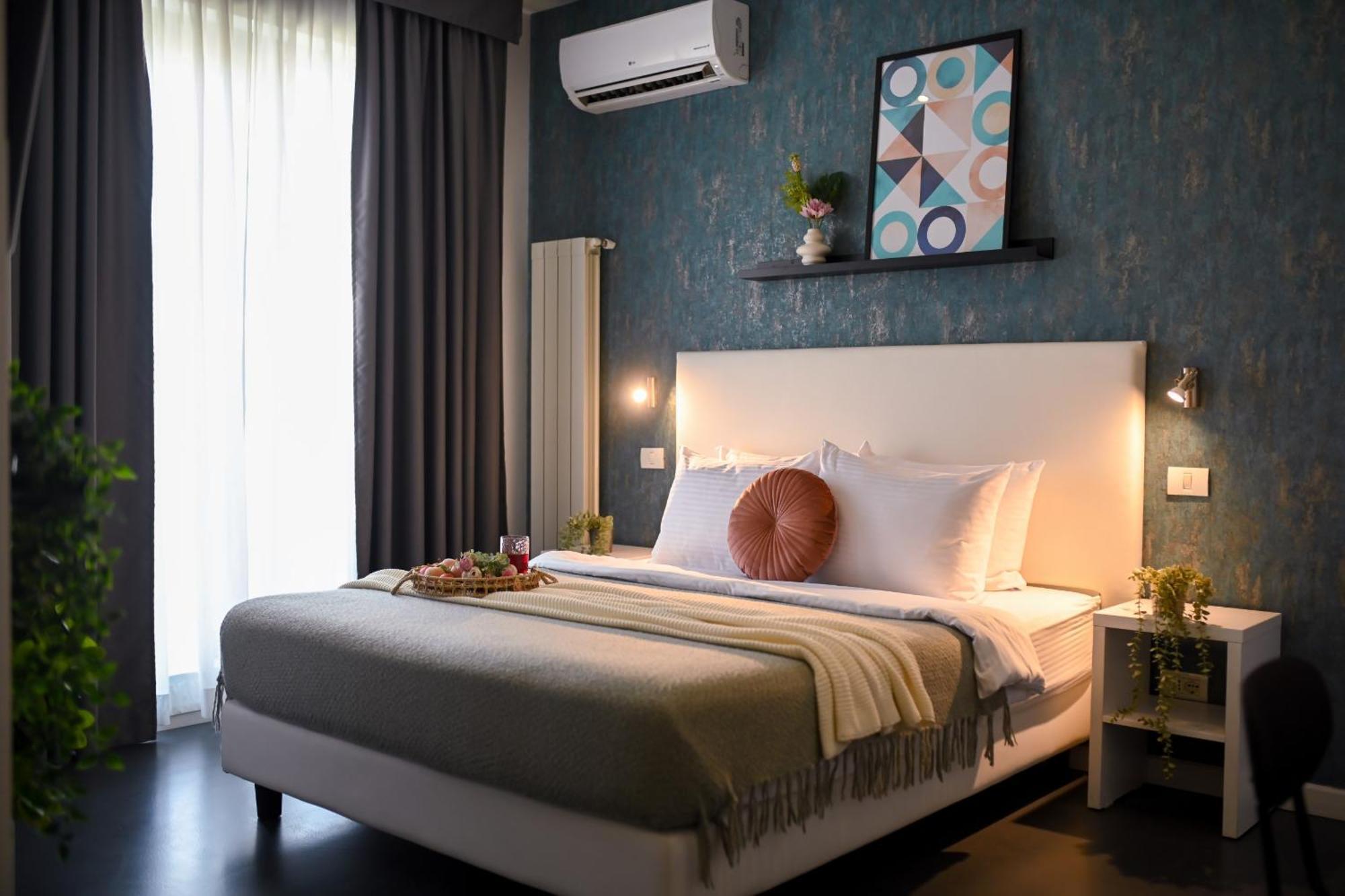 Urban Elegance - Stylish Central Accommodation ブカレスト エクステリア 写真