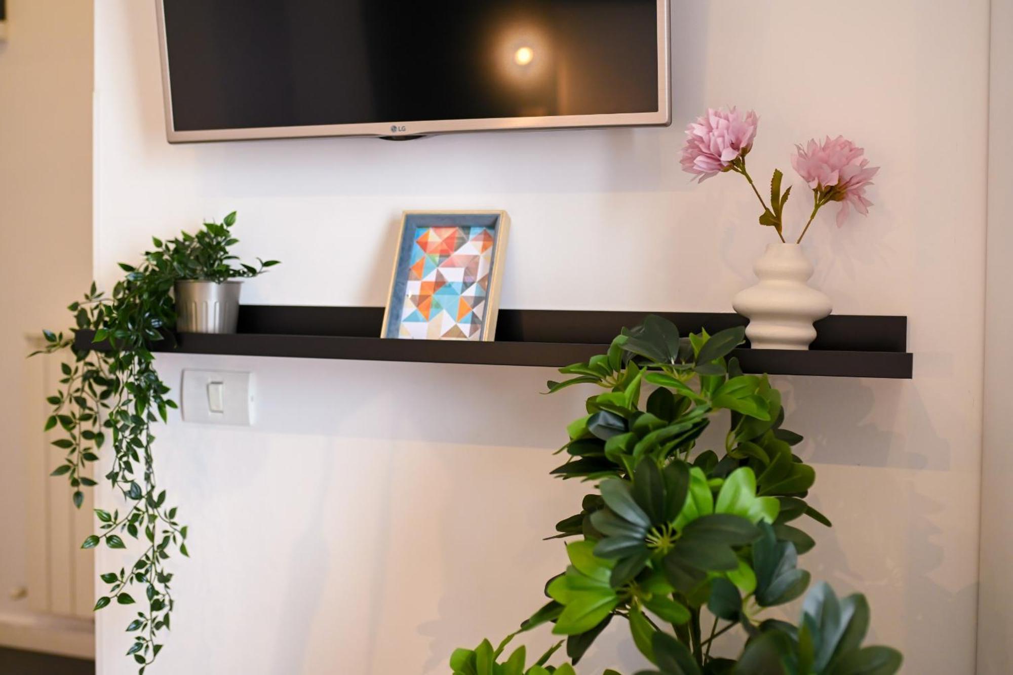Urban Elegance - Stylish Central Accommodation ブカレスト 部屋 写真