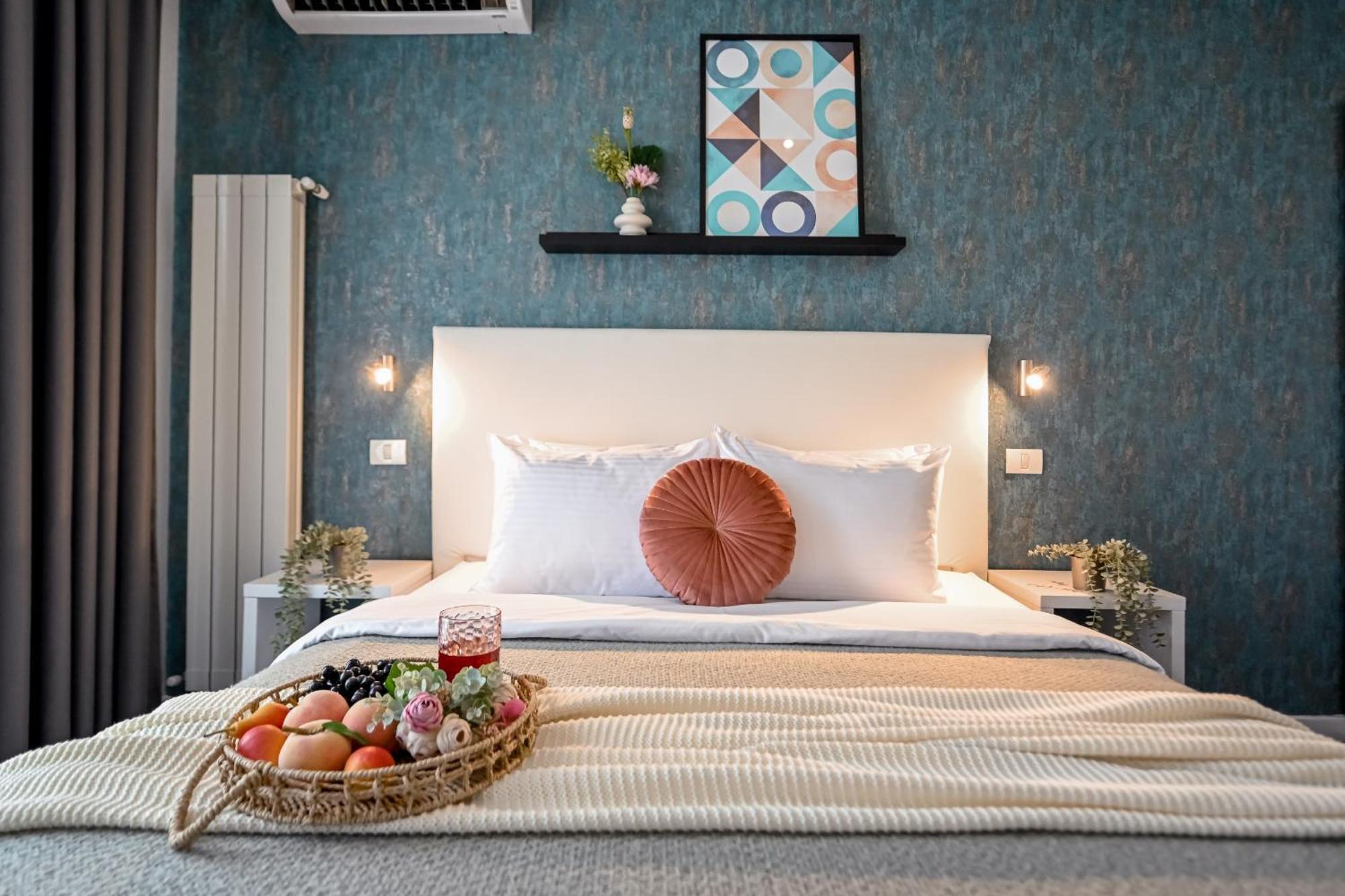 Urban Elegance - Stylish Central Accommodation ブカレスト エクステリア 写真