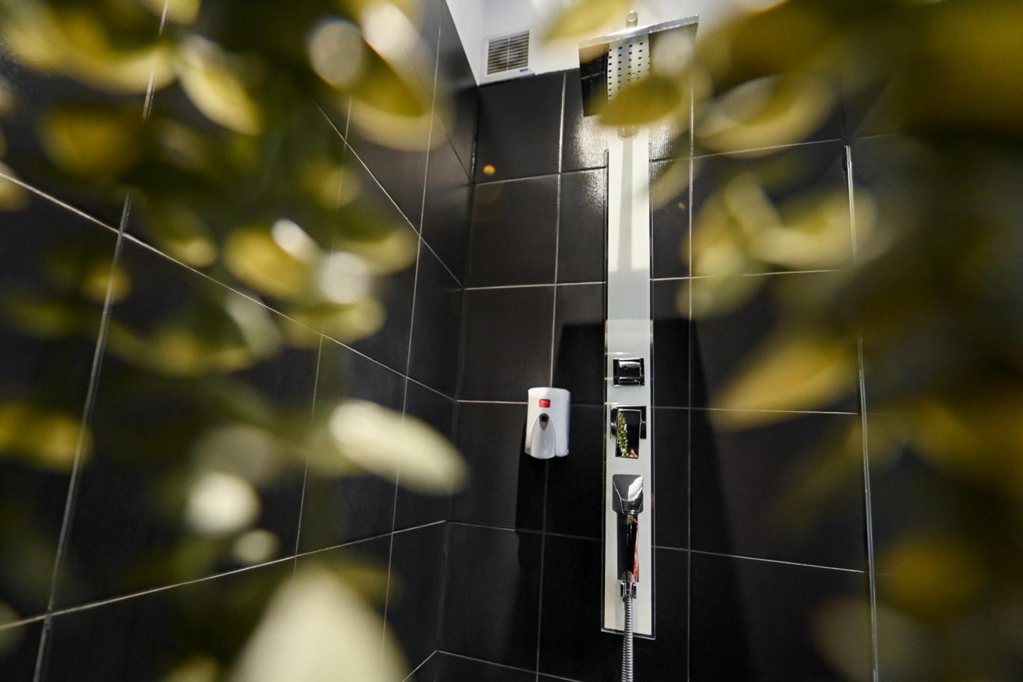 Urban Elegance - Stylish Central Accommodation ブカレスト 部屋 写真