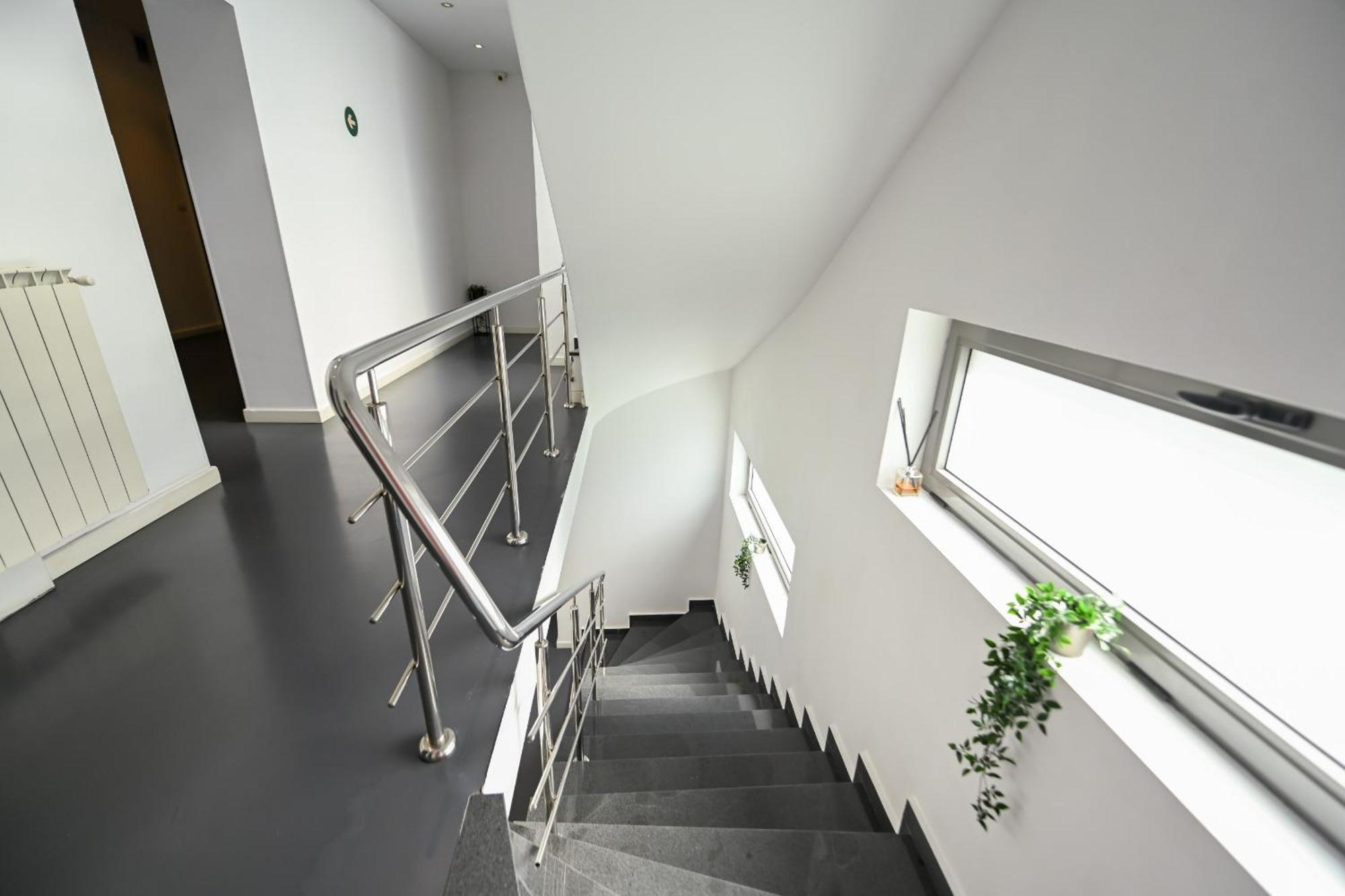 Urban Elegance - Stylish Central Accommodation ブカレスト エクステリア 写真