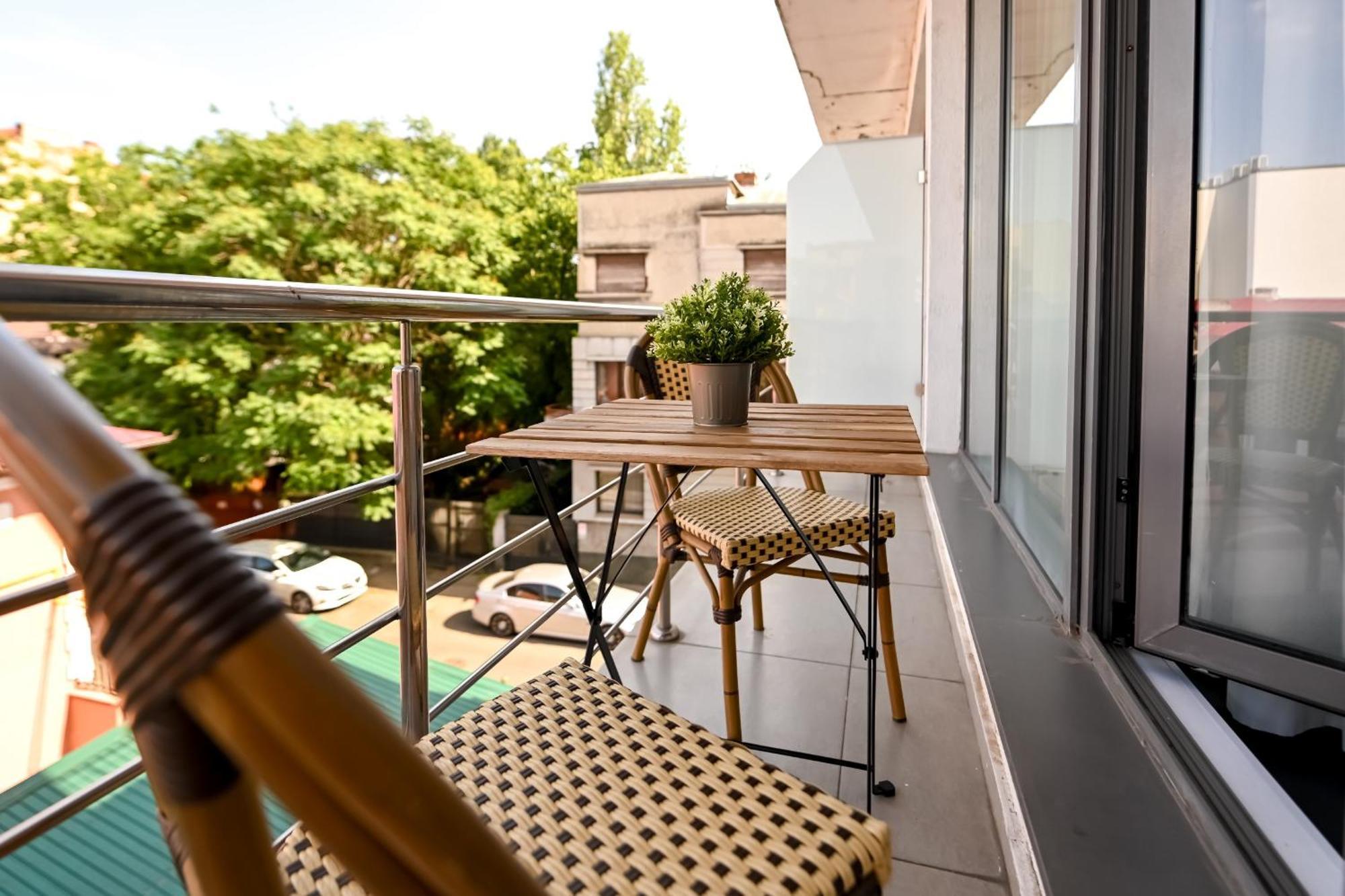 Urban Elegance - Stylish Central Accommodation ブカレスト 部屋 写真
