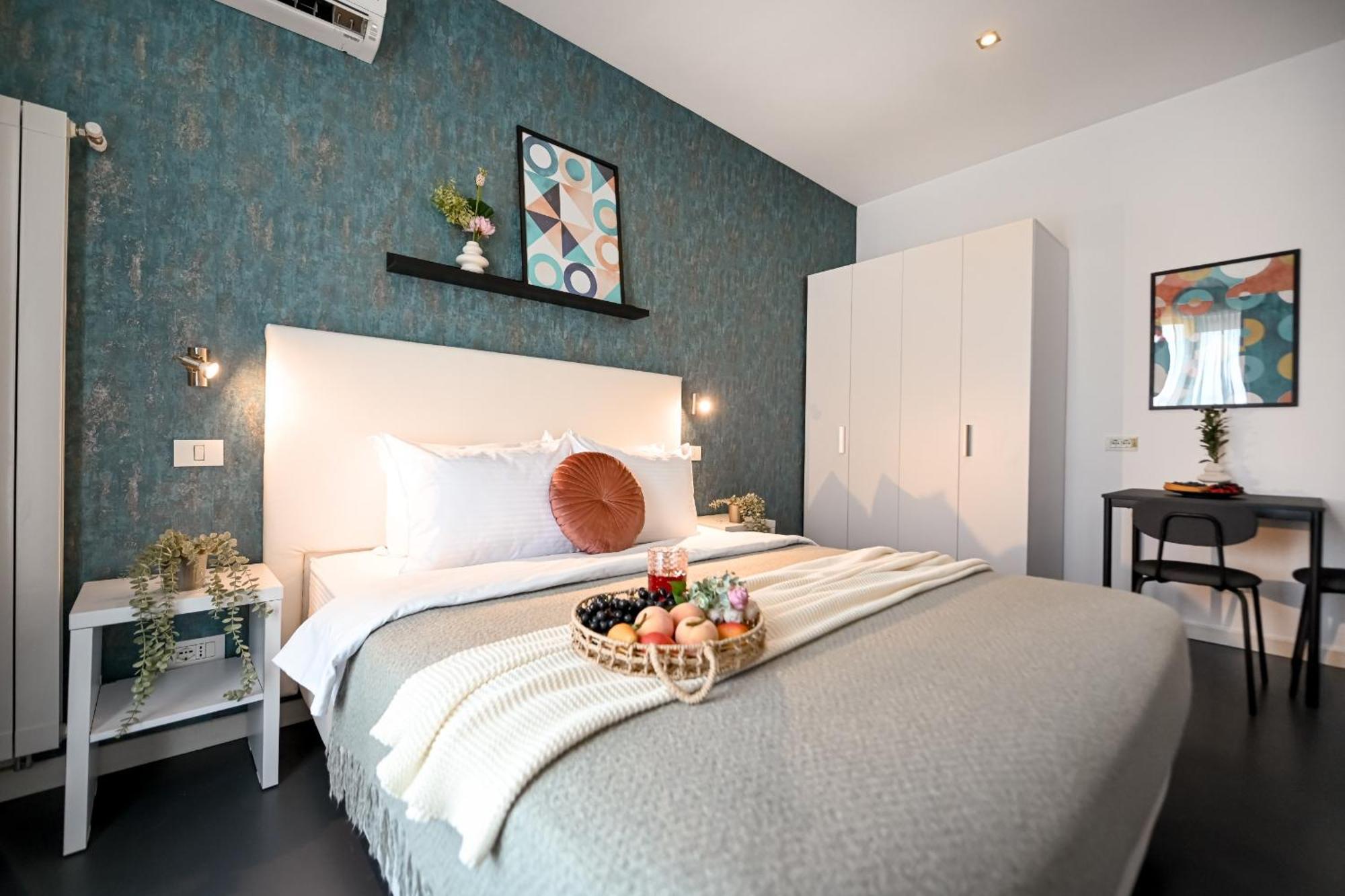 Urban Elegance - Stylish Central Accommodation ブカレスト 部屋 写真